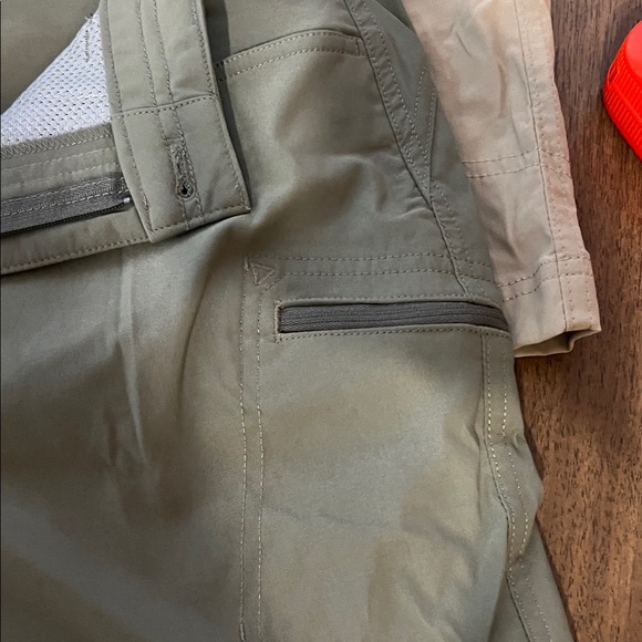 Women's Eddie Bauer short $12 each or discount for multiple purchase - Picture 3 of 16